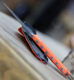 Benchmade Steep Country - Org Santoprene (3.54" CPM-S30V) 15006 -Knife Sale Store 15006 11706.1606837667