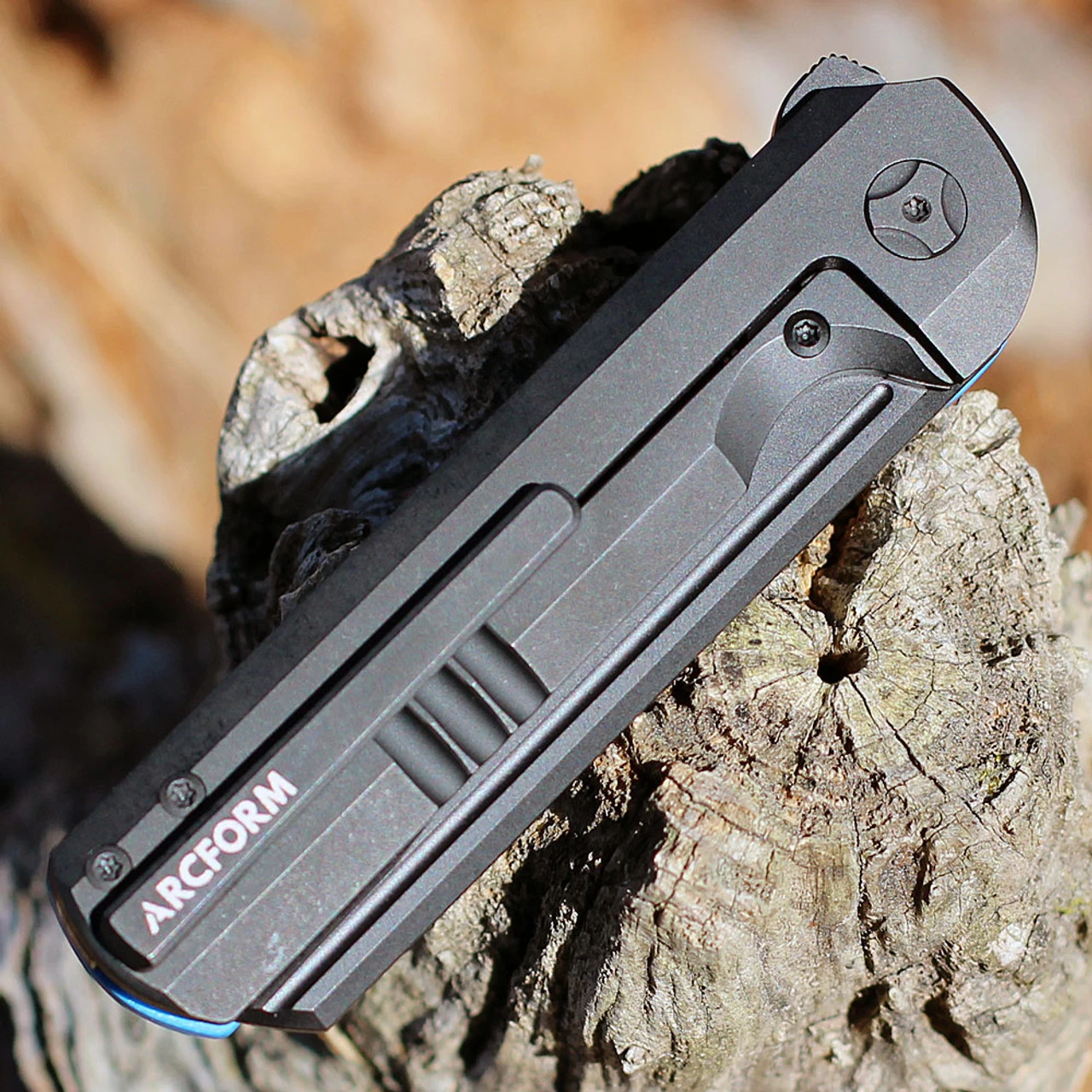 Arcform Darcform Slimfoot Folding - Blk Ti / Blue G-10 (3.5" M390 Blk) ARC-120 6 Arcform Darcform Slimfoot Folding - Blk Ti / Blue G-10 (3.5" M390 Blk) ARC-120 - Image 4