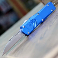 CobraTec Knives Medium FS-X Blue (3" D2 Steel Wharncliffe) MBLUFS-XMWNS